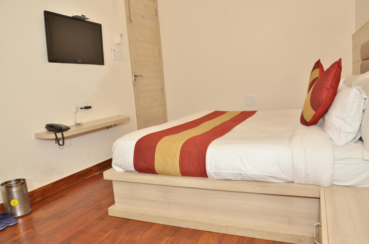 Hotel Temple Inn Amritszár Kültér fotó