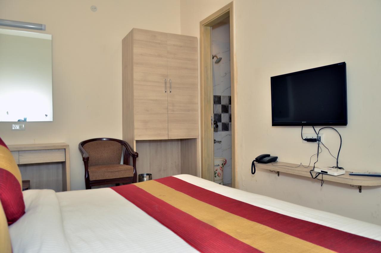 Hotel Temple Inn Amritszár Kültér fotó